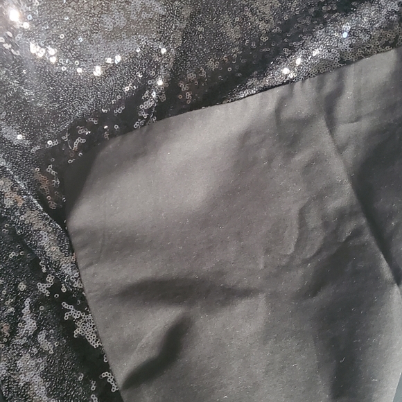 Veil main image 10